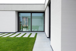 Rodinný dům s atriem od Jiřího Vokřála a Hany Horákové