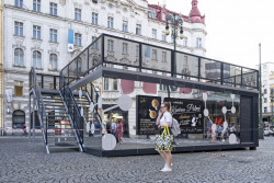 Kavárna POTMĚ, Praha.