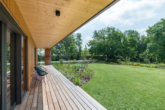 Vícevrstvé desky NOVATOP SWP z masivního smrkového dřeva