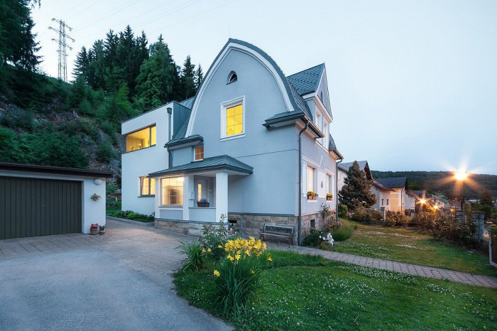 Michal Rosa, Nástavba RD Horská - foto