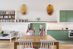 Rekonstrukce městské vily formou Baugruppe, No Architects