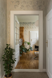 Rekonstrukce košického bytu, RAN: Rekonstrukce košického bytu ukazuje, že i autentické a velkorysé prostory domu z 30. let lze proměnit v současný prostor pro bydlení tak, aby neztratil původní kouzlo a co možná víc, aby bylo novým návrhem posíleno