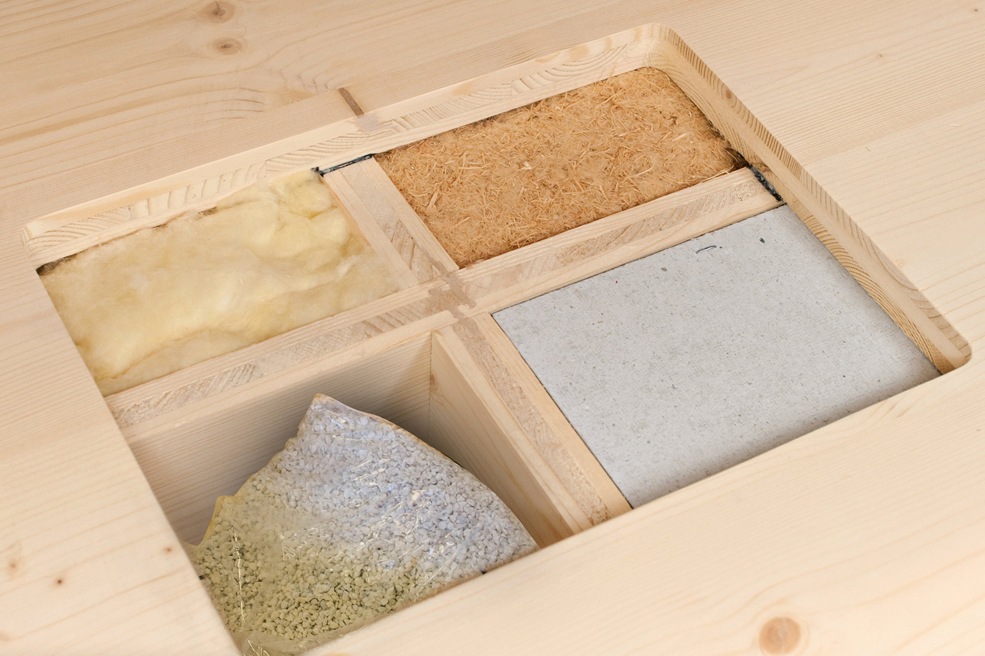 Panely NOVATOP ELEMENT - výplně dutin