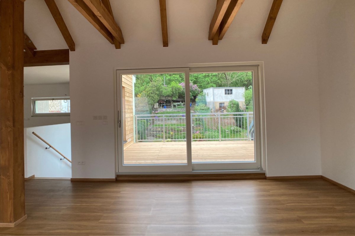 Nástavba v Praze - Radlicích, Arch. návrh Jitka Antošová, generální dodavatel stavby: VESPER HOMES