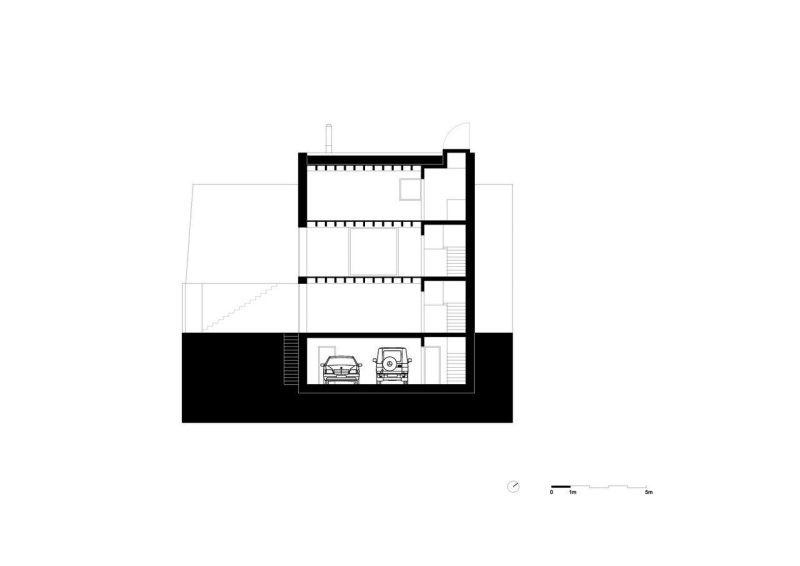 plusminusarchitects, Rodinný dom Dlhé Diely, Bratislava, řez – foto