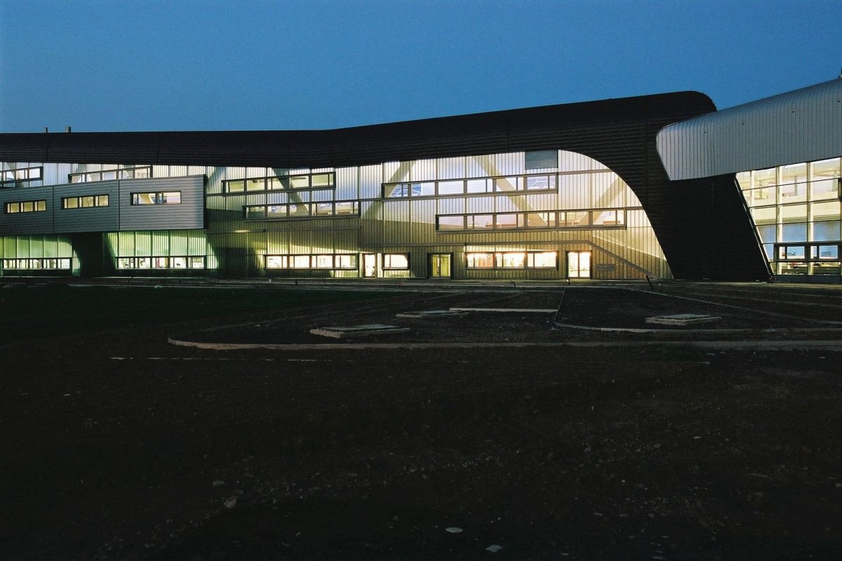 Administrativní budova BMW, Lipsko, 2001-2005, foto