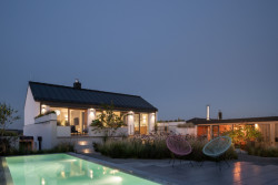 Rodinný dům s atriem, SENAA architekti / Václav Navrátil, Jan Sedláček