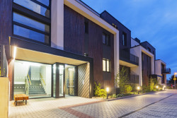 V pražských Řepích vyrostla Rezidence U Boroviček, která nabízí bydlení blízko města i zeleně