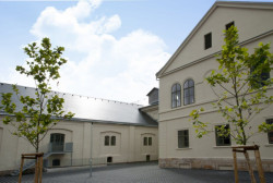 OC Pivovar Děčín, skládaná střešní krytina - ilustrační foto