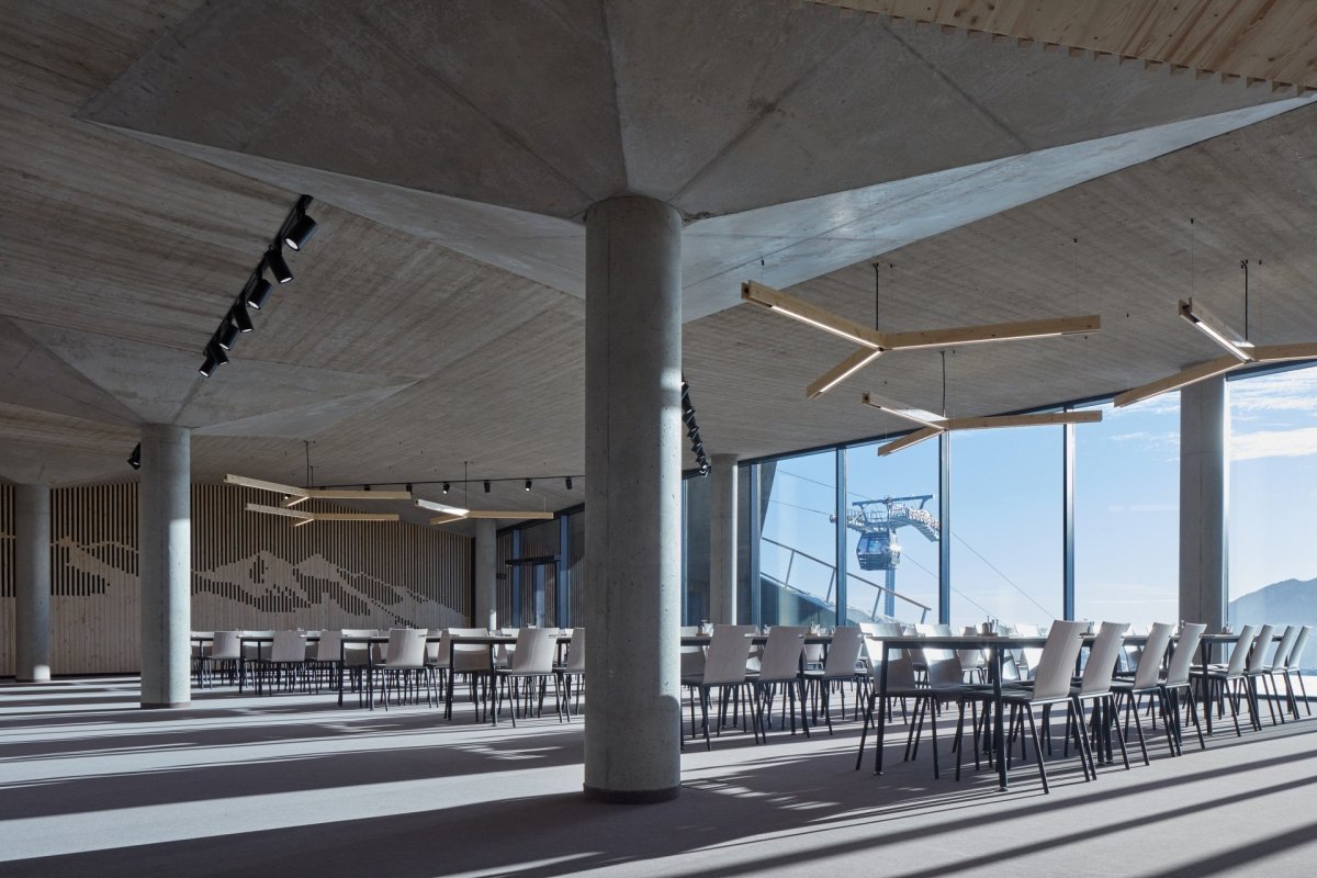 Zázemí rekreačního areálu Bachledka, Compass architekti/ Juraj Benetin, Matej Grébert, Roman Janata
