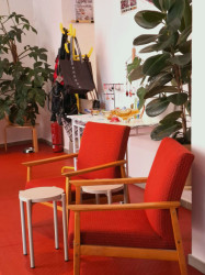 Lajka žije se nachází kousek od Sýkorova mostu, kde vzniká jakási "ostravská náplavka."