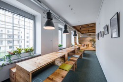 monom, kanceláře firmy Etnetera, foto