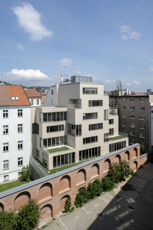 Polyfunkčná budova Konventná, Architekti A B.K.P.Š.
