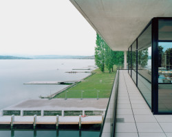 Vodní policejní stanice v Curychu od švýcarského ateliéru E2A