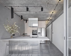 Interiér mezonetového bytu v Praze-Podolí, SMLXL