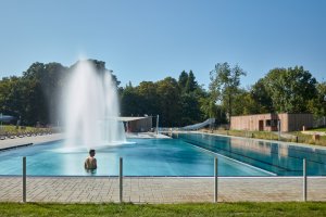 Aquavparku v Kyjově od SENAA architekti