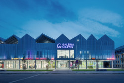 Přestavba obchodního domu Prior na Galérii Martin, Atelier8000