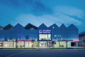 Přestavba obchodního domu Prior na Galérii Martin, Atelier8000