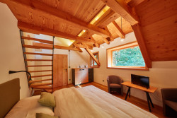 Roubenky si můžete vyzkoušet v Černé dole. Je jich tu několik, každá trochu jiná.