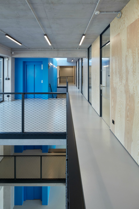 Výrobní a administrativní objekt firmy Pilana Karbid v Hulíně, Ellement architects