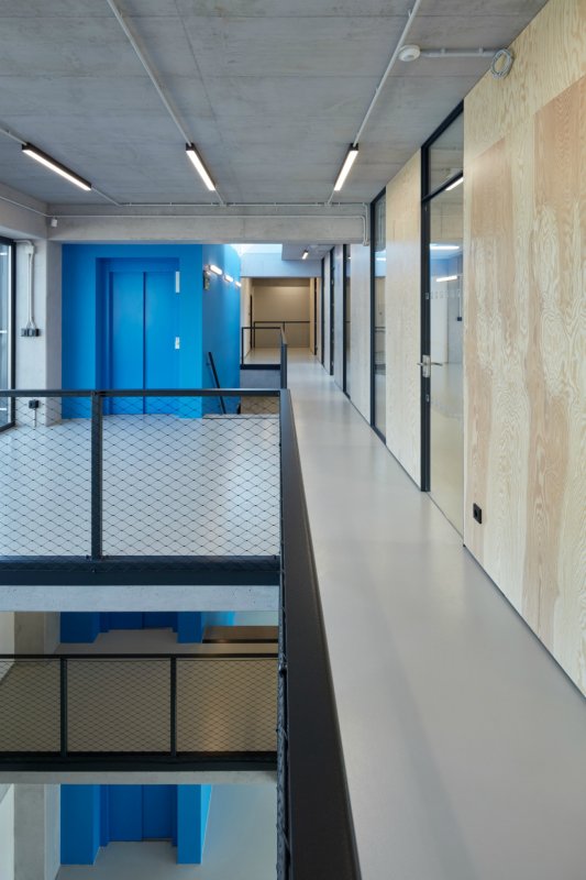 Výrobní a administrativní objekt firmy Pilana Karbid v Hulíně, Ellement architects