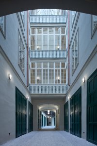 Rekonstrukci činžovního domu v Havelské ulici, QARTA Architektura: Objekt je chráněný jako kulturní památka a stojí na území městské  památkové rezervace