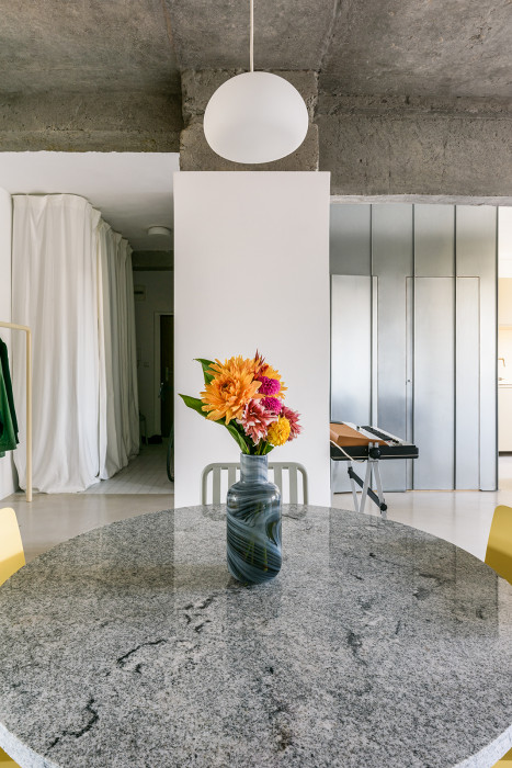 Rekonstrukce interiéru bytu v Bratislavě, Alan Prekop