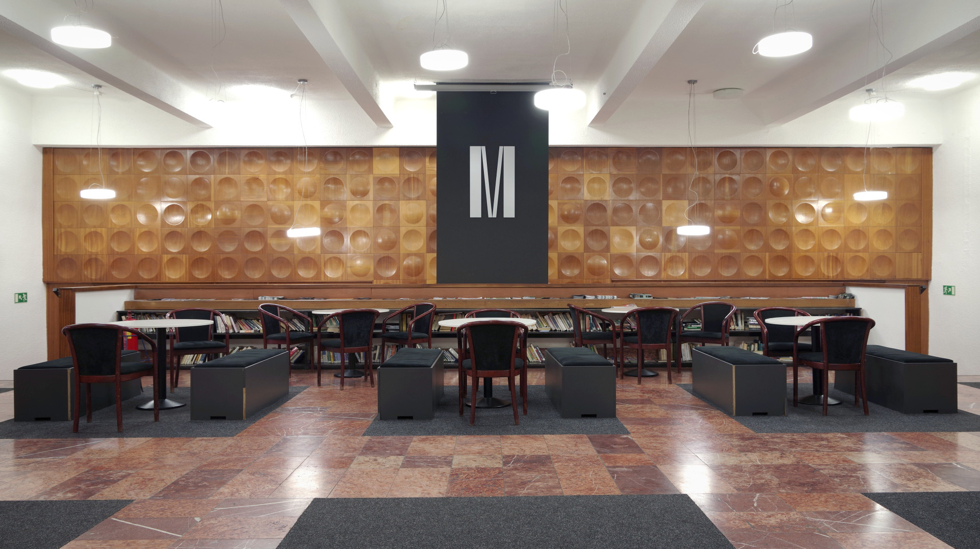 K nejvýznamnějším a do současnosti dochovaným interiérovým realizacím patří kino Scala (dříve Moskva), jehož rekonstrukce proběhla podle návrhů Jaroslava Šmídka počátkem 70. let.