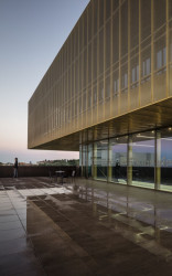 DDA Architectes, Cultural Center Alb'Oru – foto