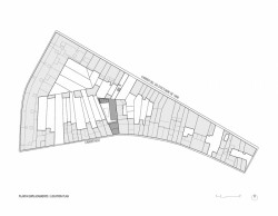 Proměna bývalé továrny na čokoládu v rezidenční objekt, situace, Anna & Eugeni Bach