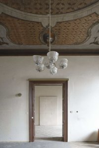 Princip neurčitosti, Desfourský palác