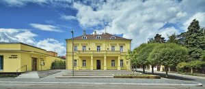 FAM Architekti, Revitalizace předprostoru Městského domu a Divadla J. Kašky – foto