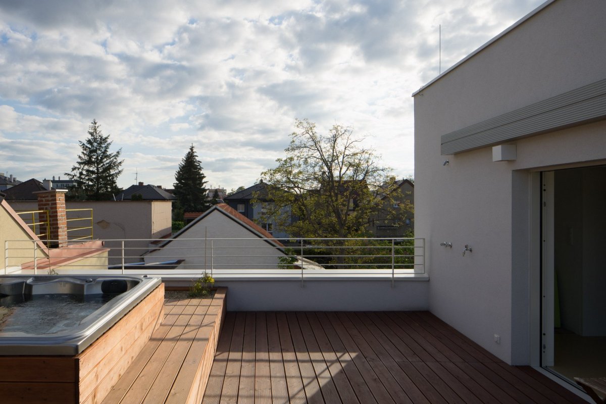 Rodinný dům v Praze-Zbraslavi, Mimosa architekti