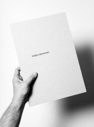 JANOŠÍK vydává knihu Krajina domovem jako oslavu svojí práce