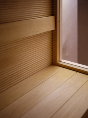 Komunitní sauna v suterénu brněnského domu na místě bývalého nočního klubu s bazénem. (Komunitní sauna; Jana Štěrbáková, Eduard Štěrbák)