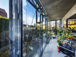 Dům v ocelovém korzetu, Jan Šépka /Šépka architekti/