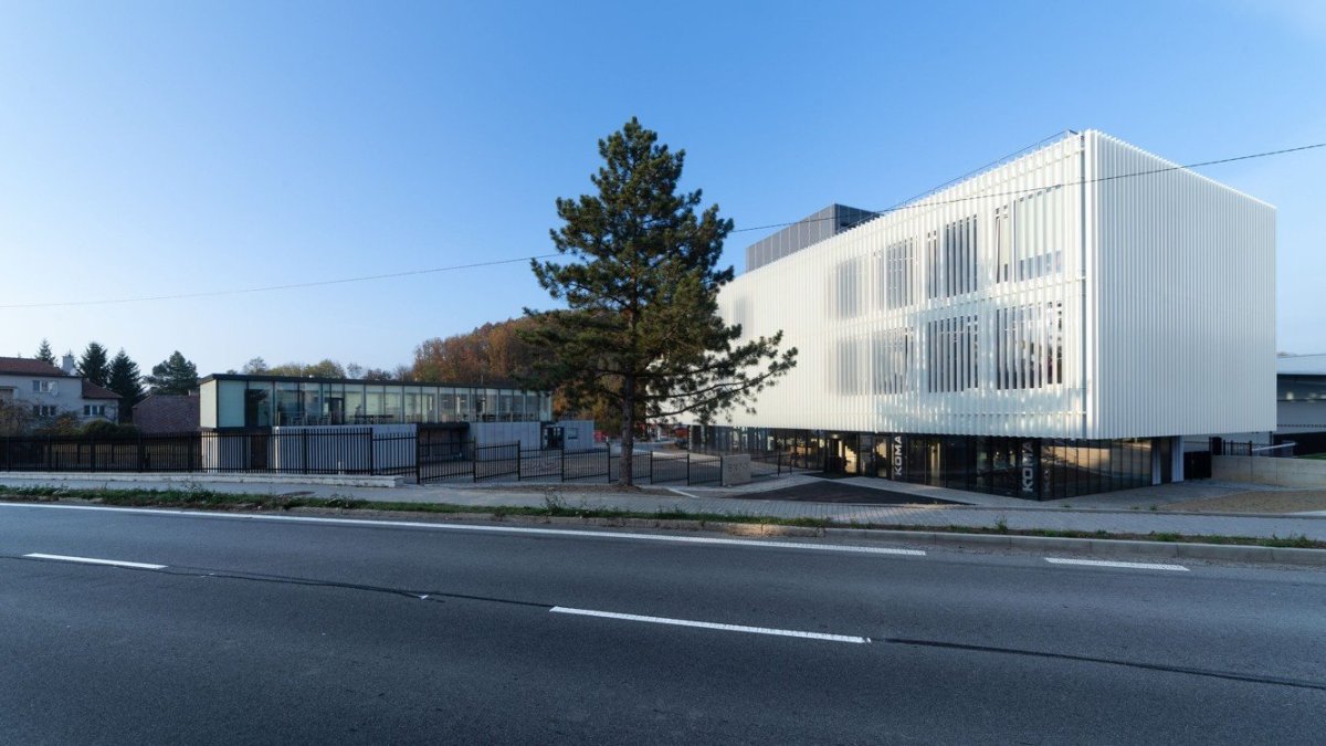Administrativní sídlo firmy v pavilonu EXPO 2015, KOMA MODULAR. ZDROJ: KOMA MODULAR