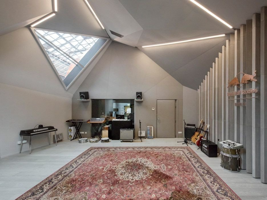 OPTIMIST DESIGN, Red Bull studio / Berlin – foto