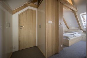 Rodinný dům Nový Šaldorf, Létající inženýři