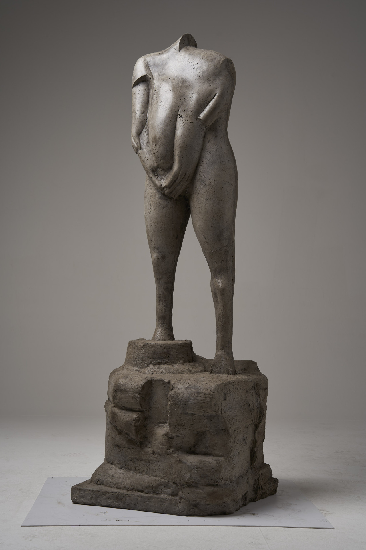 Ondřej Filípek, Ego, 2022, beton