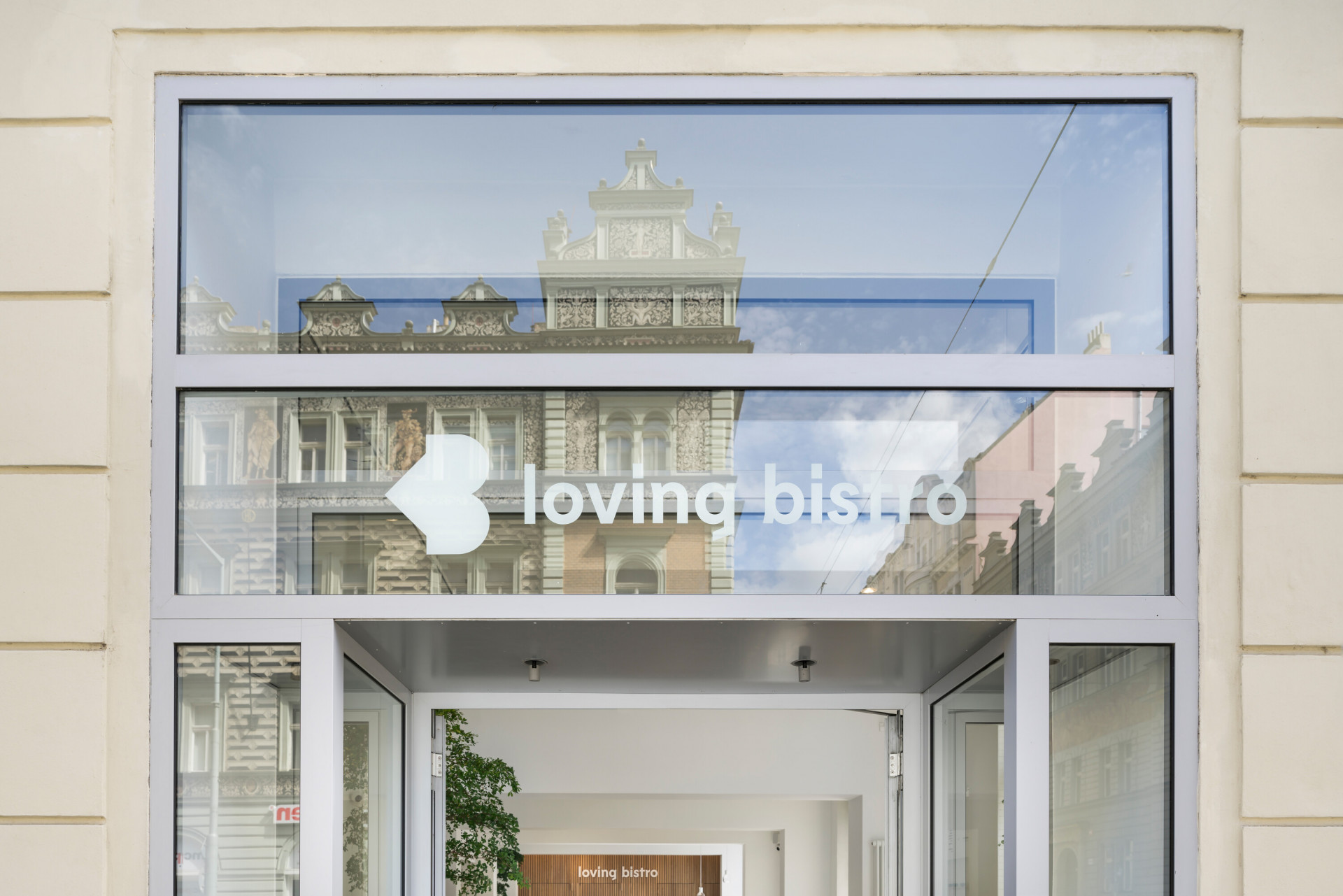 Loving bistro Letná, esté architekti