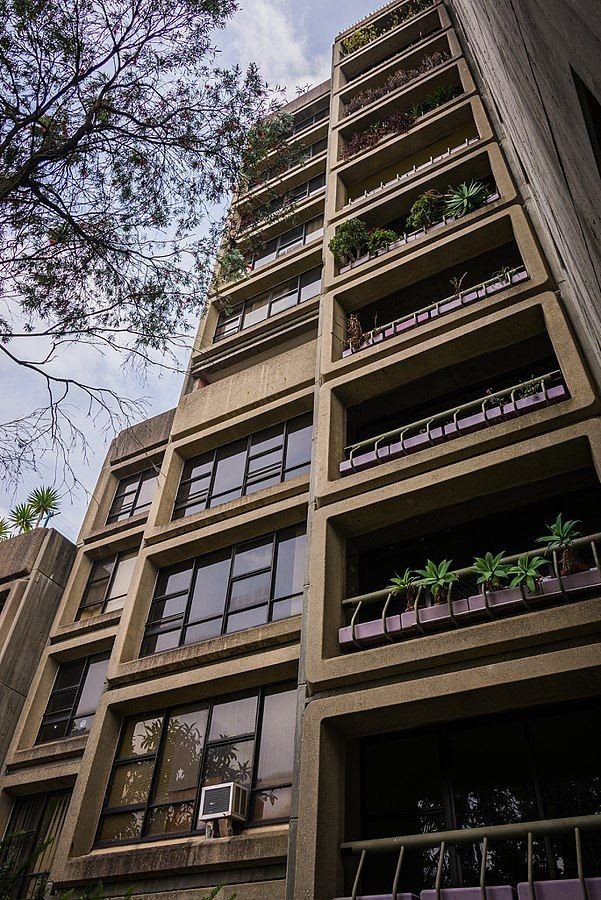 Sirius Building, Tao Gofers