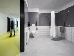 Speciální toaleta pro nácvik nepohyblivých pacientů