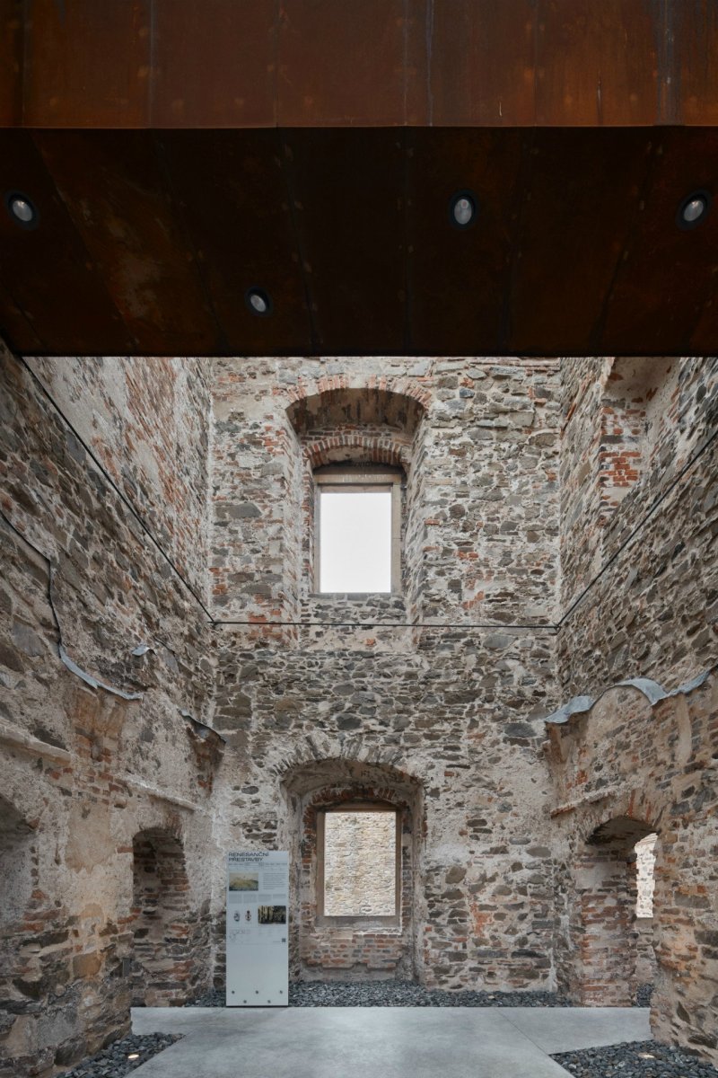 Rekonstrukce paláce hradu Helfštýna, Atelier-r / Miroslav Pospíšil, Martin Karlík