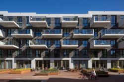 Bytové domy Loděnice, Arons en Gelauff