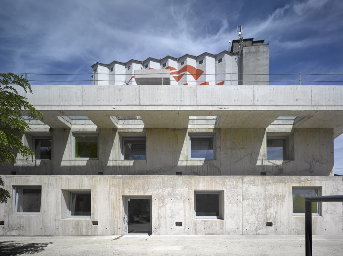 Administrativní budova ve Strančicích, Architektura s.r.o.