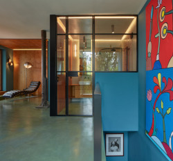 Studio Formafatal zrekonstruovalo interiéry domu rodiny Hřebejkových na pražských Hřebenkách