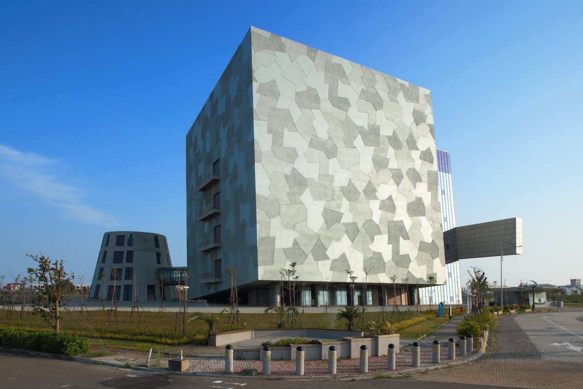 Centrála tchajwanského výrobce fotovoltaických modulů, Hans Hollein. Foto: Light House Image