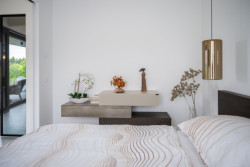 Rodinná firma VESPER HOMES realizovala  rodinný dům u Liberce, který se halí do modřínového dřeva.