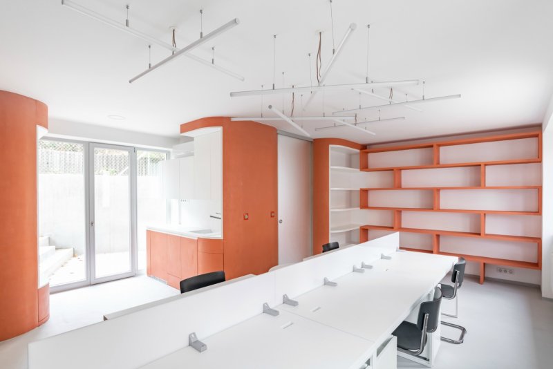 Dům s kancelářemi a byty v Brně, studio AEIOU